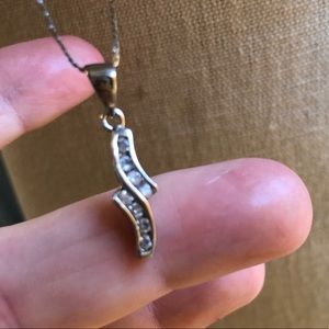 14k pendant zirconia necklace.